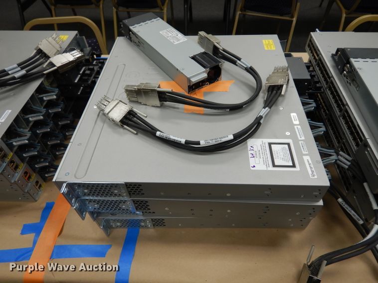 image for item HV9347 (12) Cisco Catalyst 3850 48PoE+ network switches