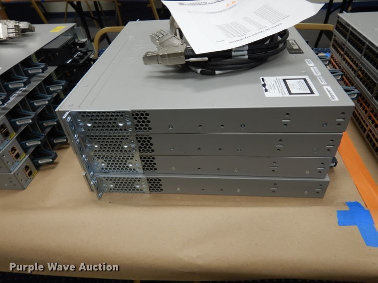 image for item HV9347 (12) Cisco Catalyst 3850 48PoE+ network switches