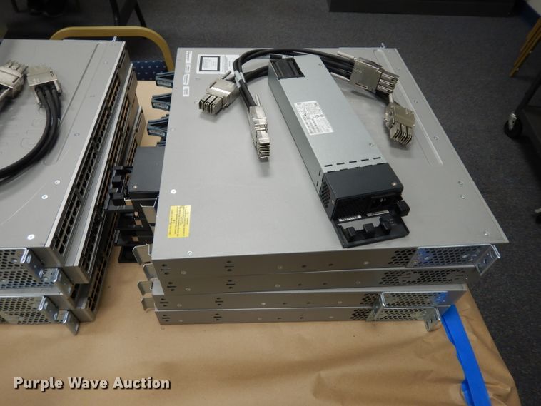 image for item HV9348 (12) Cisco Catalyst 3850 48P0E+ network switches