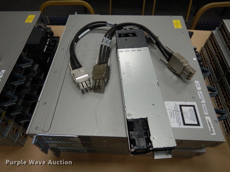 image for item HV9348 (12) Cisco Catalyst 3850 48P0E+ network switches