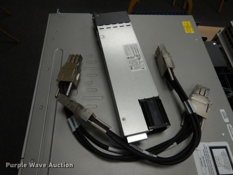 image for item HV9348 (12) Cisco Catalyst 3850 48P0E+ network switches