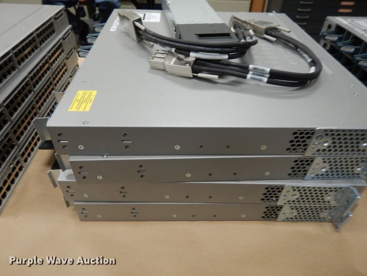 image for item HV9348 (12) Cisco Catalyst 3850 48P0E+ network switches