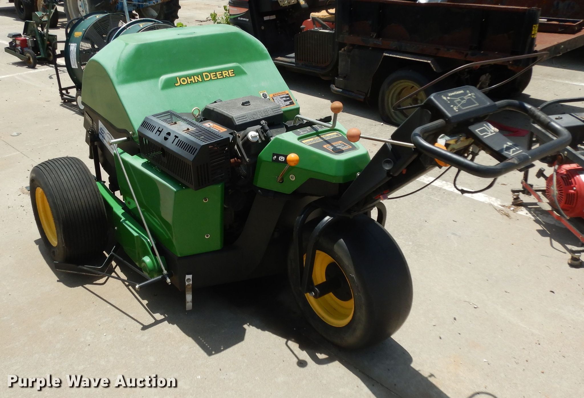 John Deere Aercore 800 aerator in Burleson, TX Item DI5255 sold