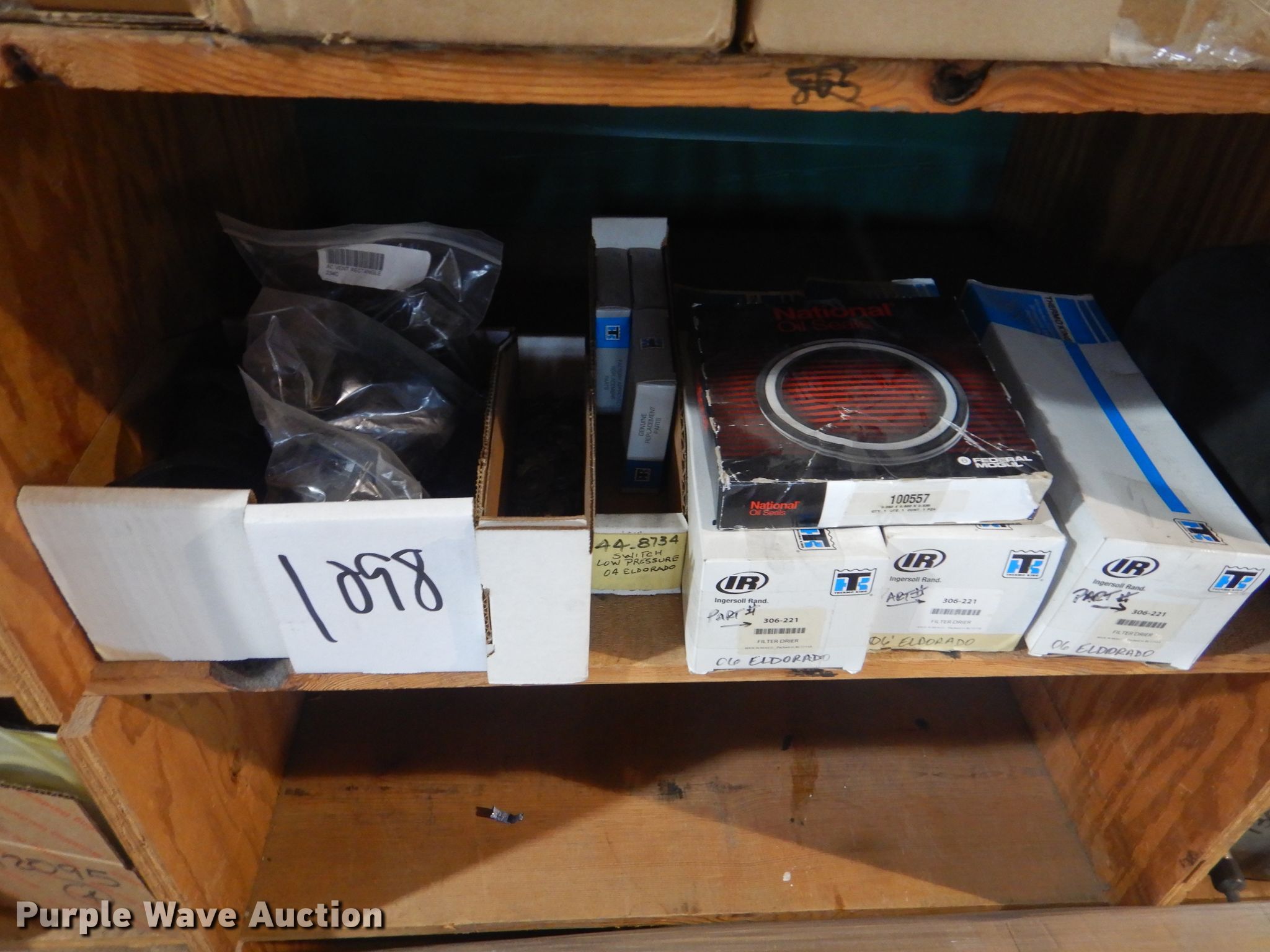 El Dorado bus parts in Tulsa, OK Item HV9154 sold Purple Wave