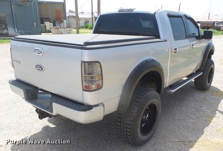 image for item DD0426 2005 Ford F150  SuperCrew pickup truck