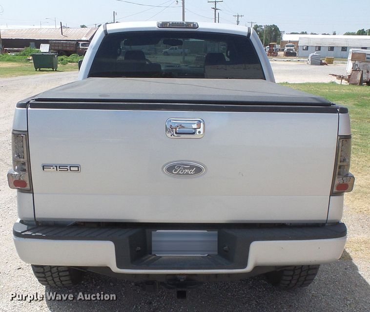 image for item DD0426 2005 Ford F150  SuperCrew pickup truck