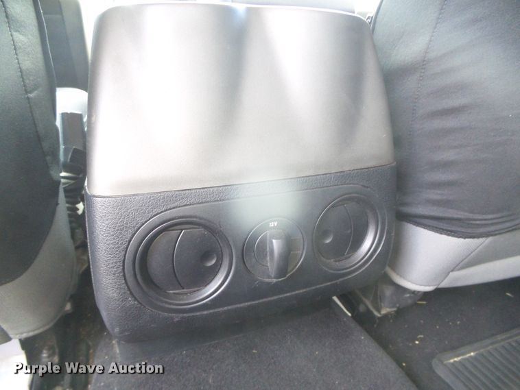 image for item DD0426 2005 Ford F150  SuperCrew pickup truck