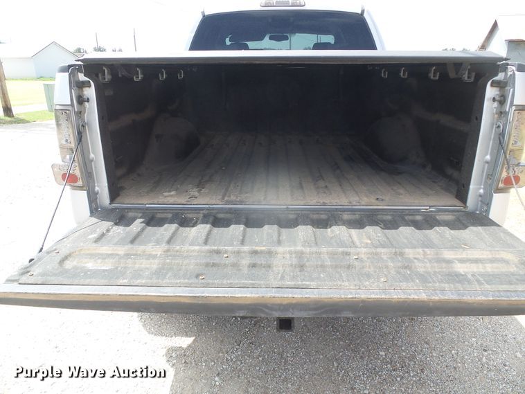 image for item DD0426 2005 Ford F150  SuperCrew pickup truck