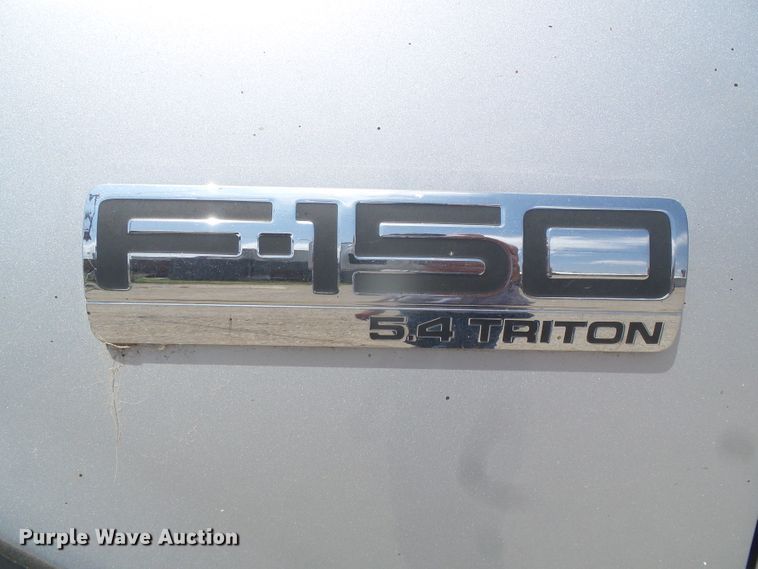 image for item DD0426 2005 Ford F150  SuperCrew pickup truck