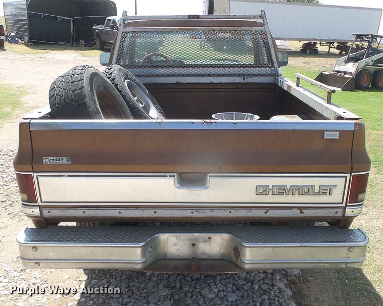 image for item DD0428 1981 Chevrolet K10  pickup truck