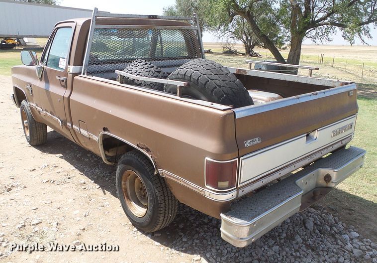 image for item DD0428 1981 Chevrolet K10  pickup truck