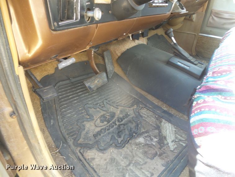 image for item DD0428 1981 Chevrolet K10  pickup truck