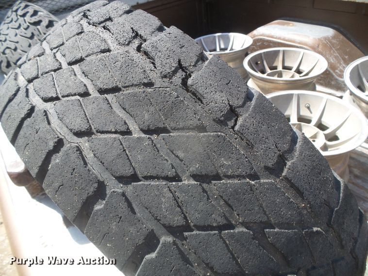 image for item DD0428 1981 Chevrolet K10  pickup truck