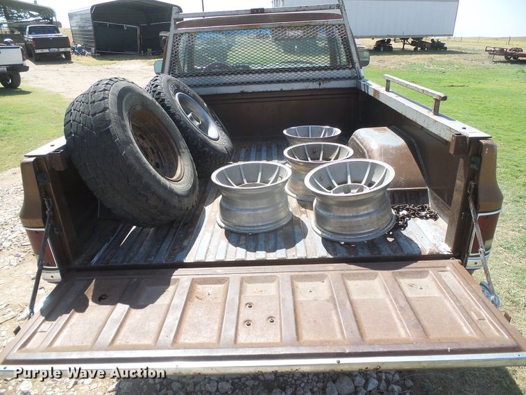 image for item DD0428 1981 Chevrolet K10  pickup truck