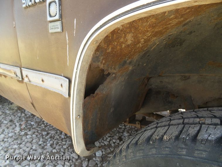 image for item DD0428 1981 Chevrolet K10  pickup truck