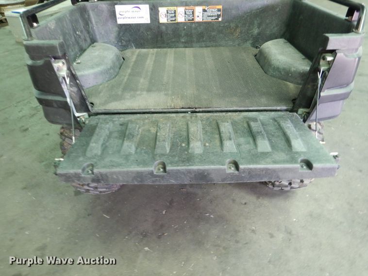 image for item DD2521 2012 John Deere Gator RSX 850i  utility vehicle