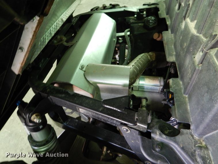 image for item DD2521 2012 John Deere Gator RSX 850i  utility vehicle