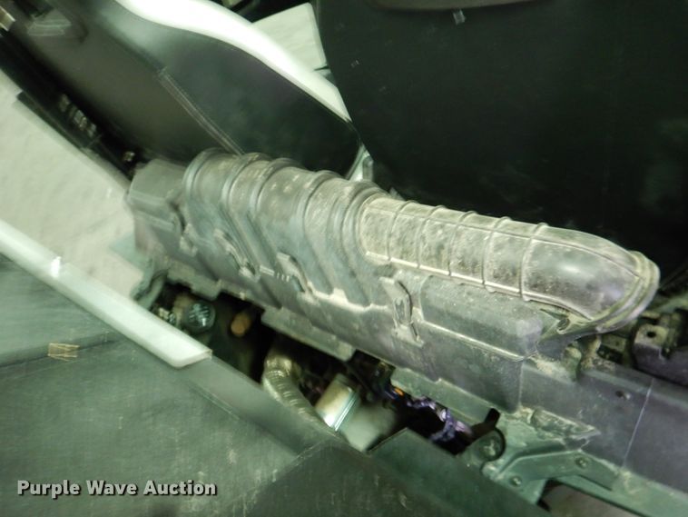 image for item DD2521 2012 John Deere Gator RSX 850i  utility vehicle