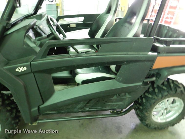 image for item DD2521 2012 John Deere Gator RSX 850i  utility vehicle