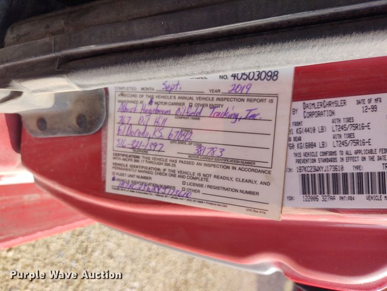 image for item DE7009 2000 Dodge Ram 2500  Quad Cab pickup truck