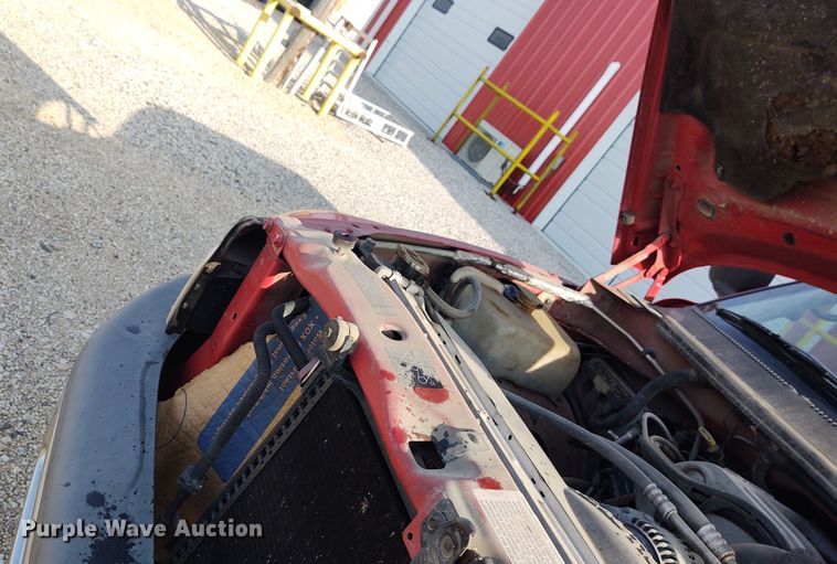 image for item DE7009 2000 Dodge Ram 2500  Quad Cab pickup truck