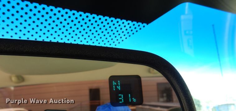 image for item DF4050 2004 Chevrolet Silverado 2500HD  utility bed pickup truck