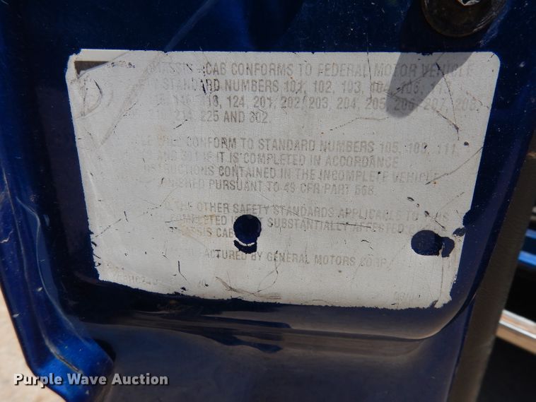 image for item DF4050 2004 Chevrolet Silverado 2500HD  utility bed pickup truck