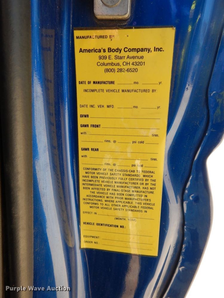 image for item DF4050 2004 Chevrolet Silverado 2500HD  utility bed pickup truck