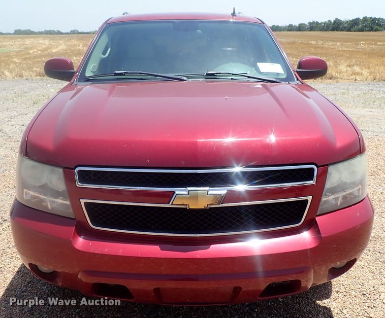 image for item DG2309 2007 Chevrolet Suburban 1500 LT  SUV