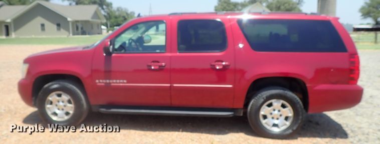image for item DG2309 2007 Chevrolet Suburban 1500 LT  SUV