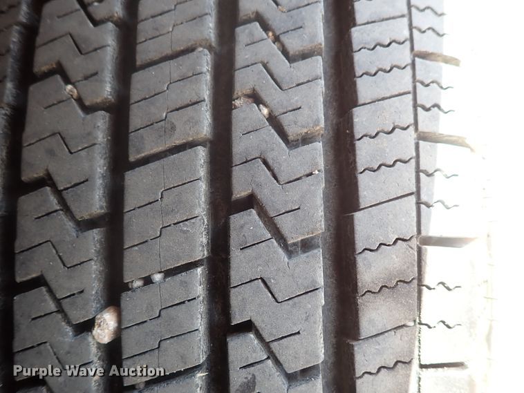 image for item DG2309 2007 Chevrolet Suburban 1500 LT  SUV