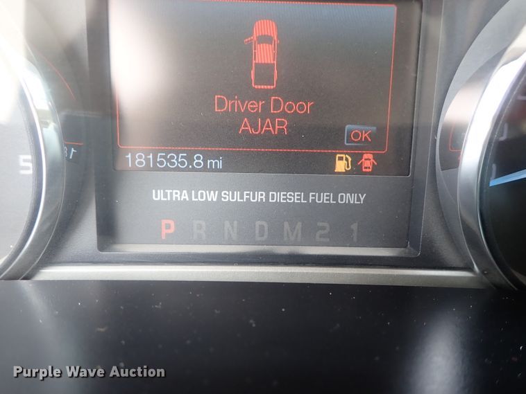 image for item DG2332 2011 Ford F350 Super Duty  Crew Cab pickup truck