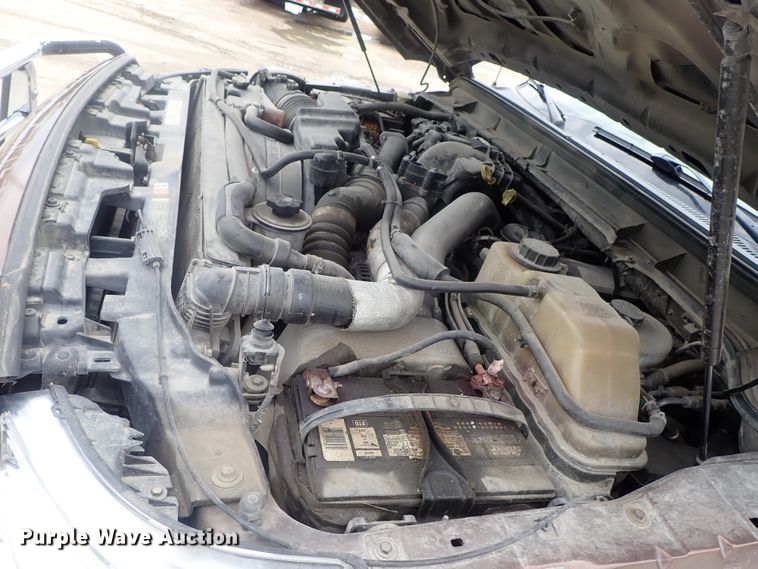 image for item DG2332 2011 Ford F350 Super Duty  Crew Cab pickup truck