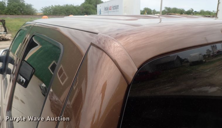 image for item DG2332 2011 Ford F350 Super Duty  Crew Cab pickup truck