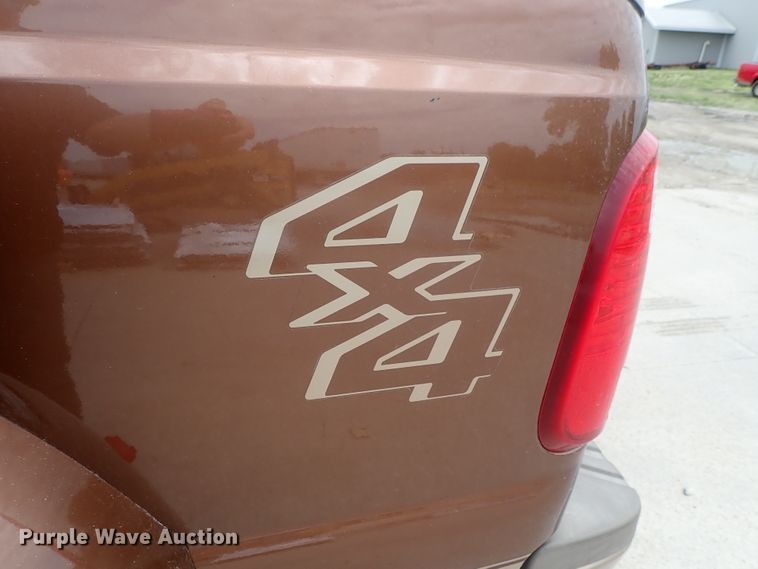 image for item DG2332 2011 Ford F350 Super Duty  Crew Cab pickup truck