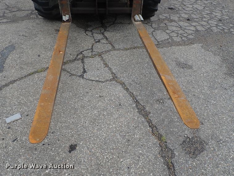 image for item DG2334 2008 Manitou KDHAWK30-2H  forklift