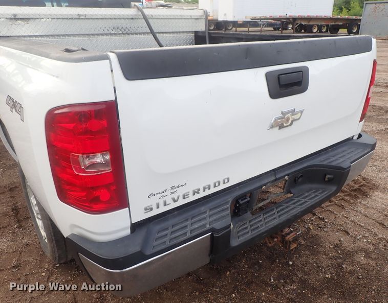 image for item DG2345 2009 Chevrolet Silverado 2500HD  Ext. Cab pickup truck