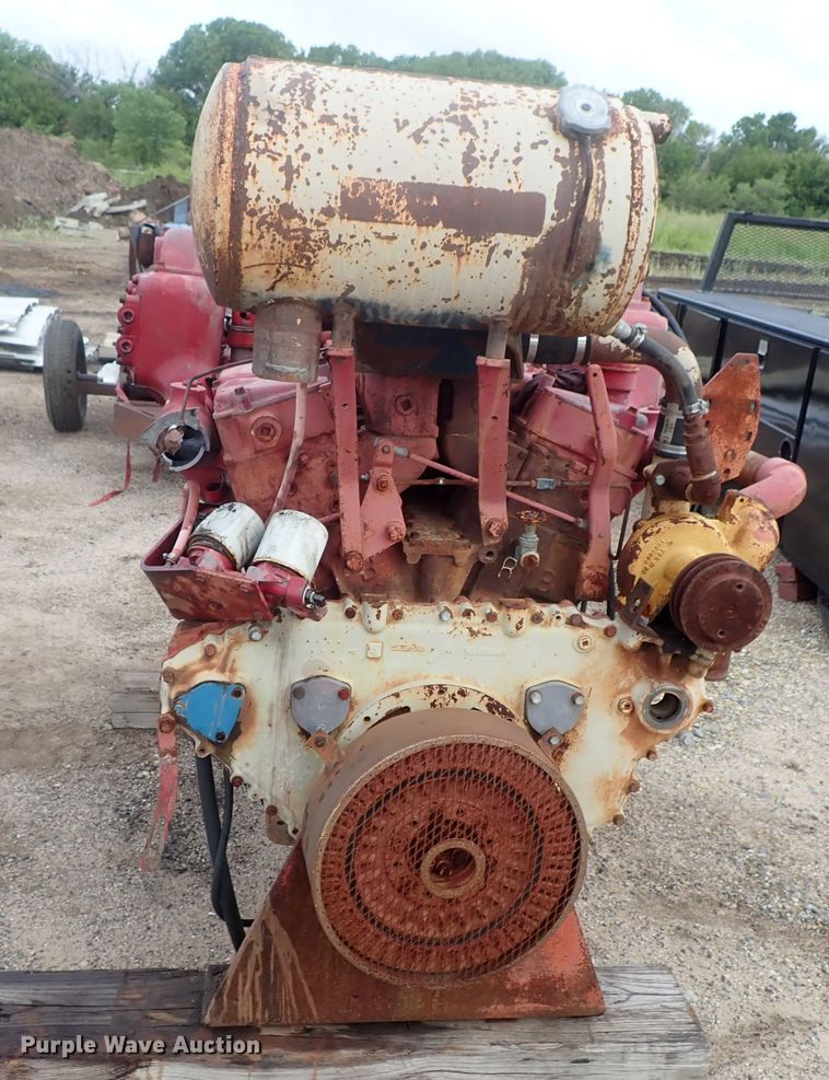 image for item DG2350 Cummins VT-1710-F 12 cylinder diesel engine