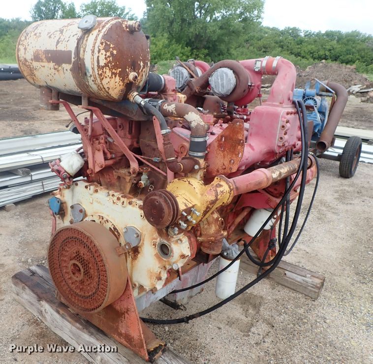 image for item DG2350 Cummins VT-1710-F 12 cylinder diesel engine