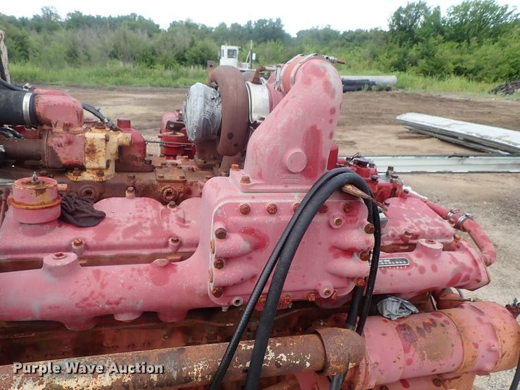 image for item DG2350 Cummins VT-1710-F 12 cylinder diesel engine