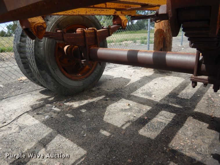 image for item DG5992 1978 Eagle H pole trailer