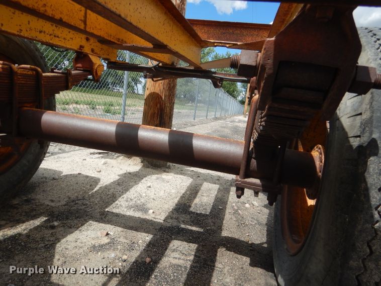 image for item DG5992 1978 Eagle H pole trailer