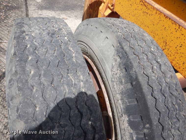 image for item DG5992 1978 Eagle H pole trailer