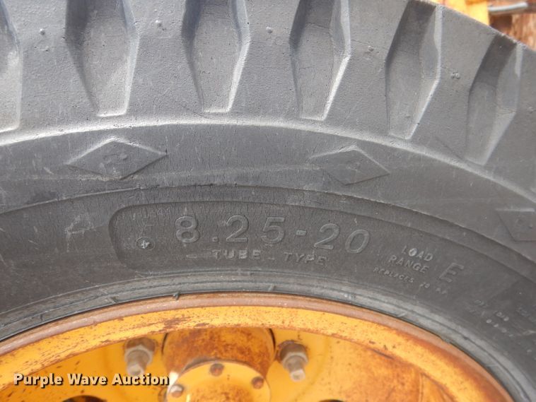 image for item DG5992 1978 Eagle H pole trailer