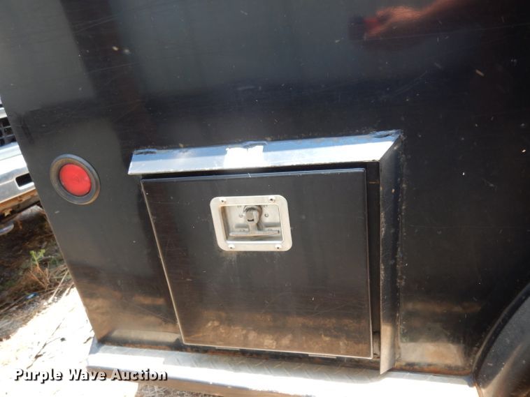 image for item DG6827 2009 Chevrolet Silverado 3500  Ext. Cab flatbed pickup truck