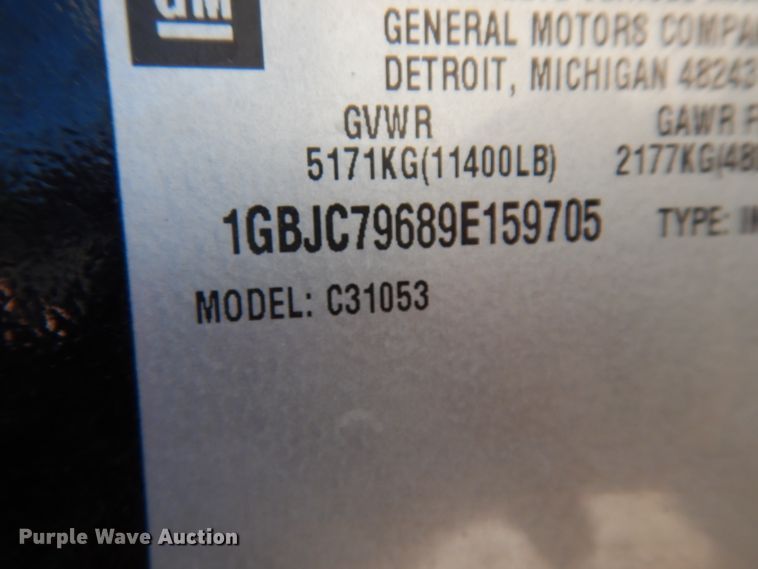 image for item DG6827 2009 Chevrolet Silverado 3500  Ext. Cab flatbed pickup truck