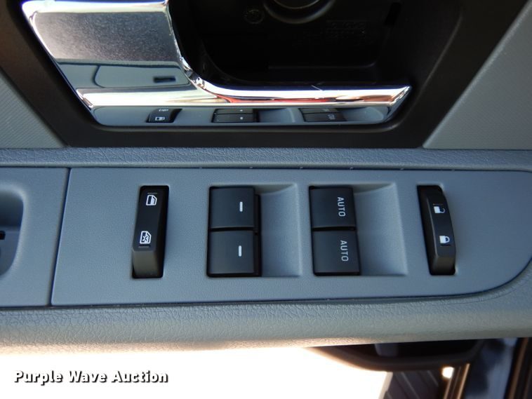 image for item DG6852 2013 Ford F150  SuperCrew pickup truck