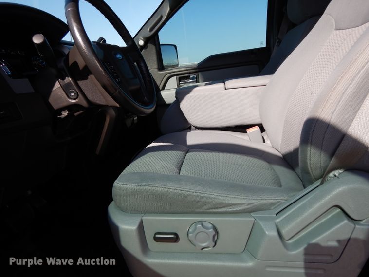 image for item DG6852 2013 Ford F150  SuperCrew pickup truck