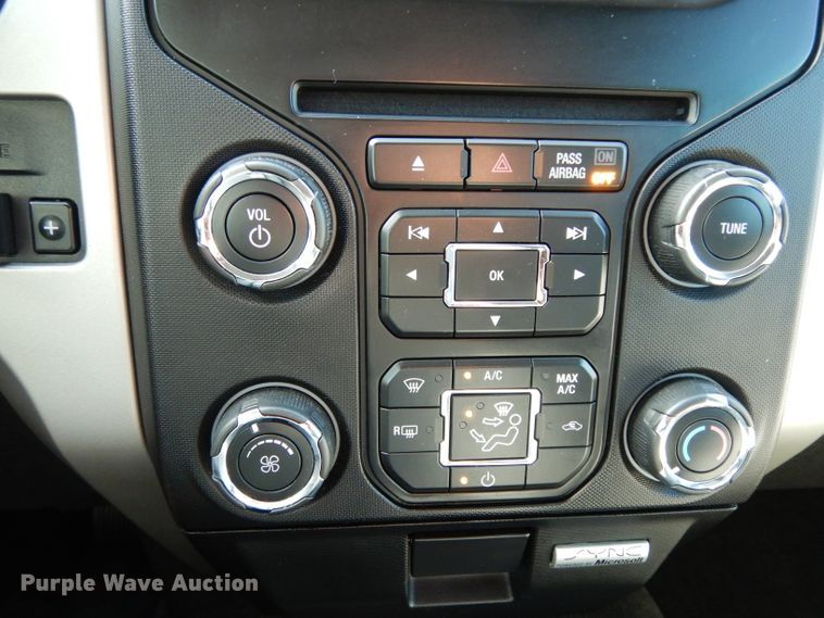 image for item DG6852 2013 Ford F150  SuperCrew pickup truck