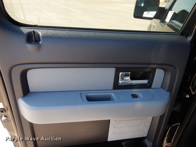 image for item DG6852 2013 Ford F150  SuperCrew pickup truck